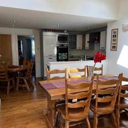 Simply Stunning 2 Bedroom Home With Parking Space Nottingham Bagian luar foto